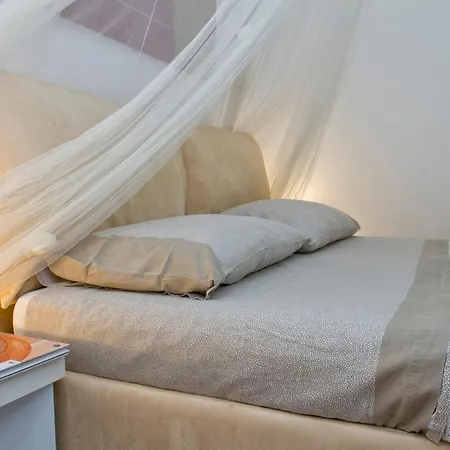 Cala Lupo סטינטינו